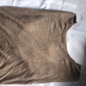 Brown AE Outfiters short sleeve sweater